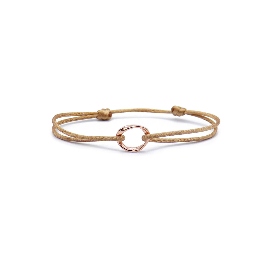 Roseca Satin bracelet with a rose gold circle made in a color of your choice